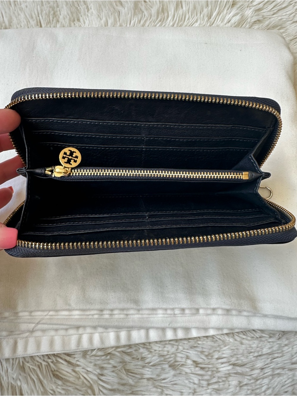 Tory Burch Bombe T Zip Continental Wallet Black Leather Logo Wristlet Clutch - Picture 3 of 10